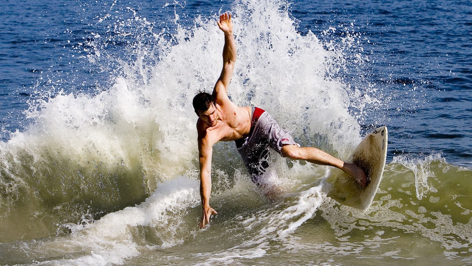 男子短自美队实现金银包揽